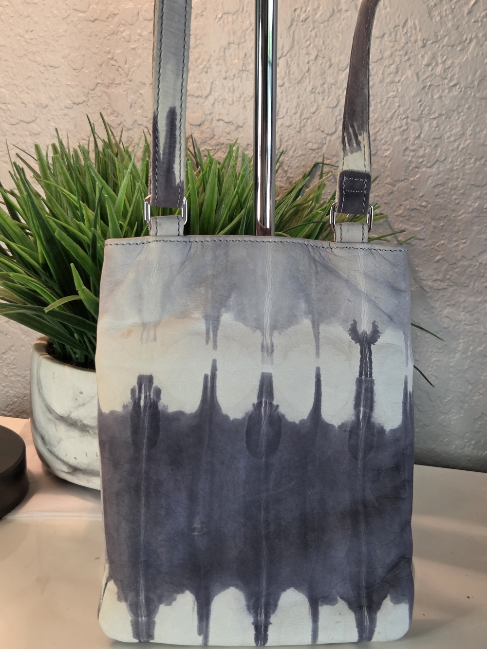 Hammitt Rare Tie Dye Leather Studded Crossbody Bag Silver Rivets EUC - Picture 15 of 16